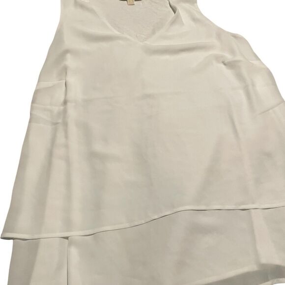 Michael Kors size 1X White Sleeveless Women's Top like new - Picture 2 of 2